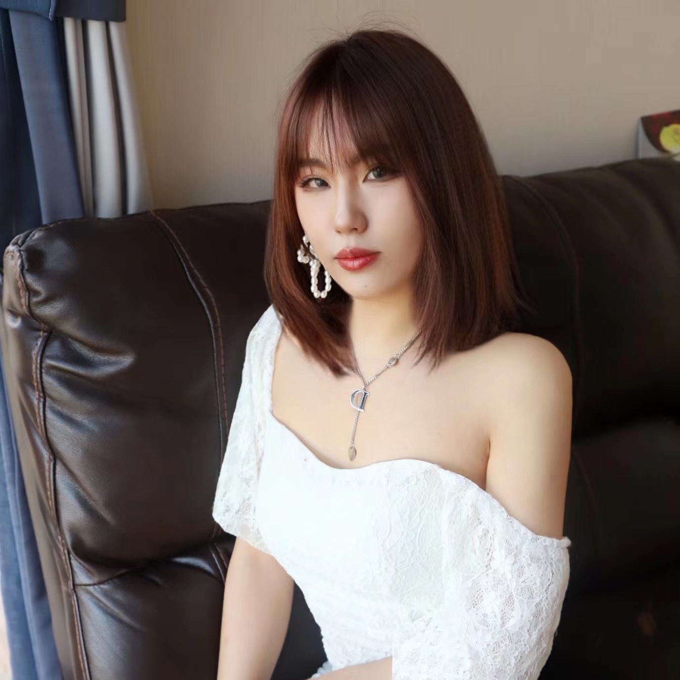 Haijiao Lii